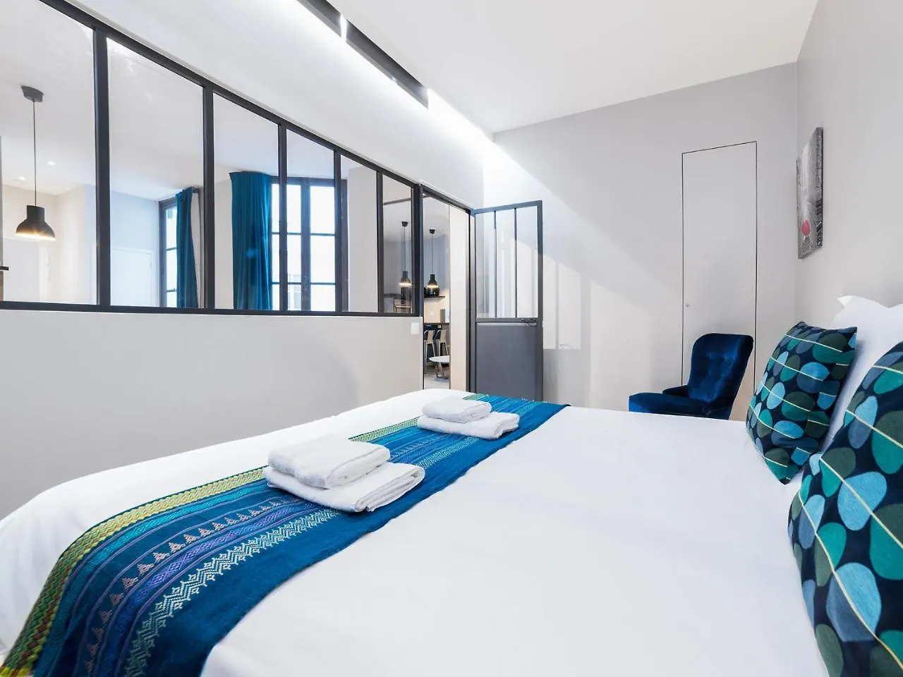 Chic Opera Apartmán