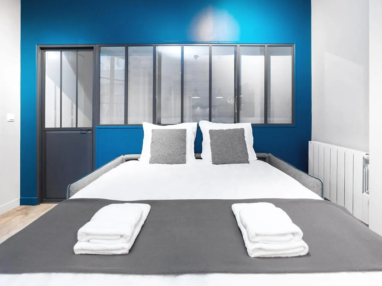 Chic Opera Apartmán