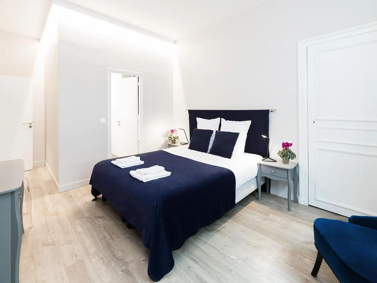 Chic Opera Apartmán