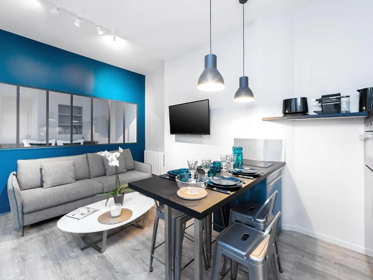 Chic Opera Apartment Paris